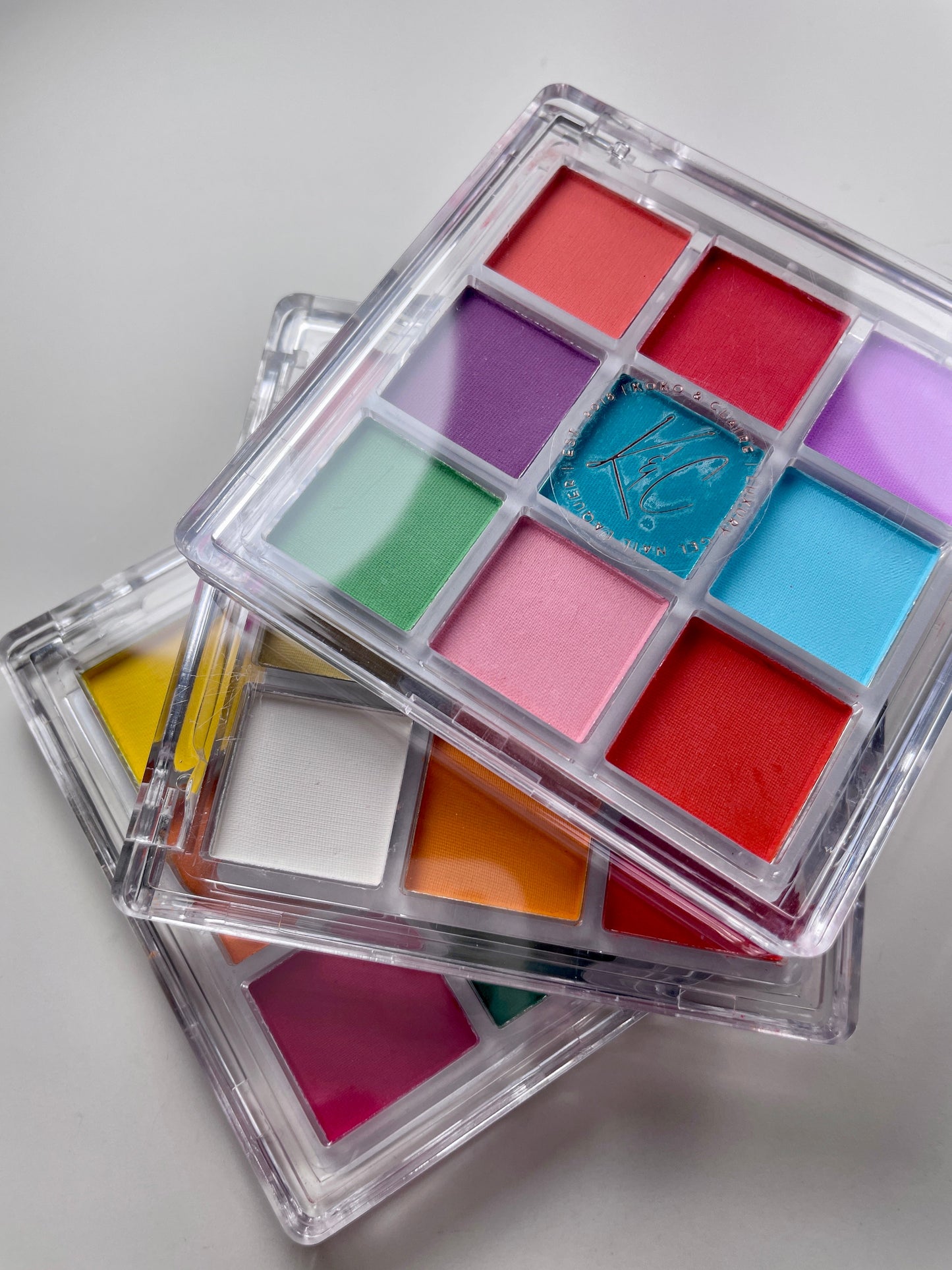 
                  
                    Magic Powder  - The Essentials Kit
                  
                
