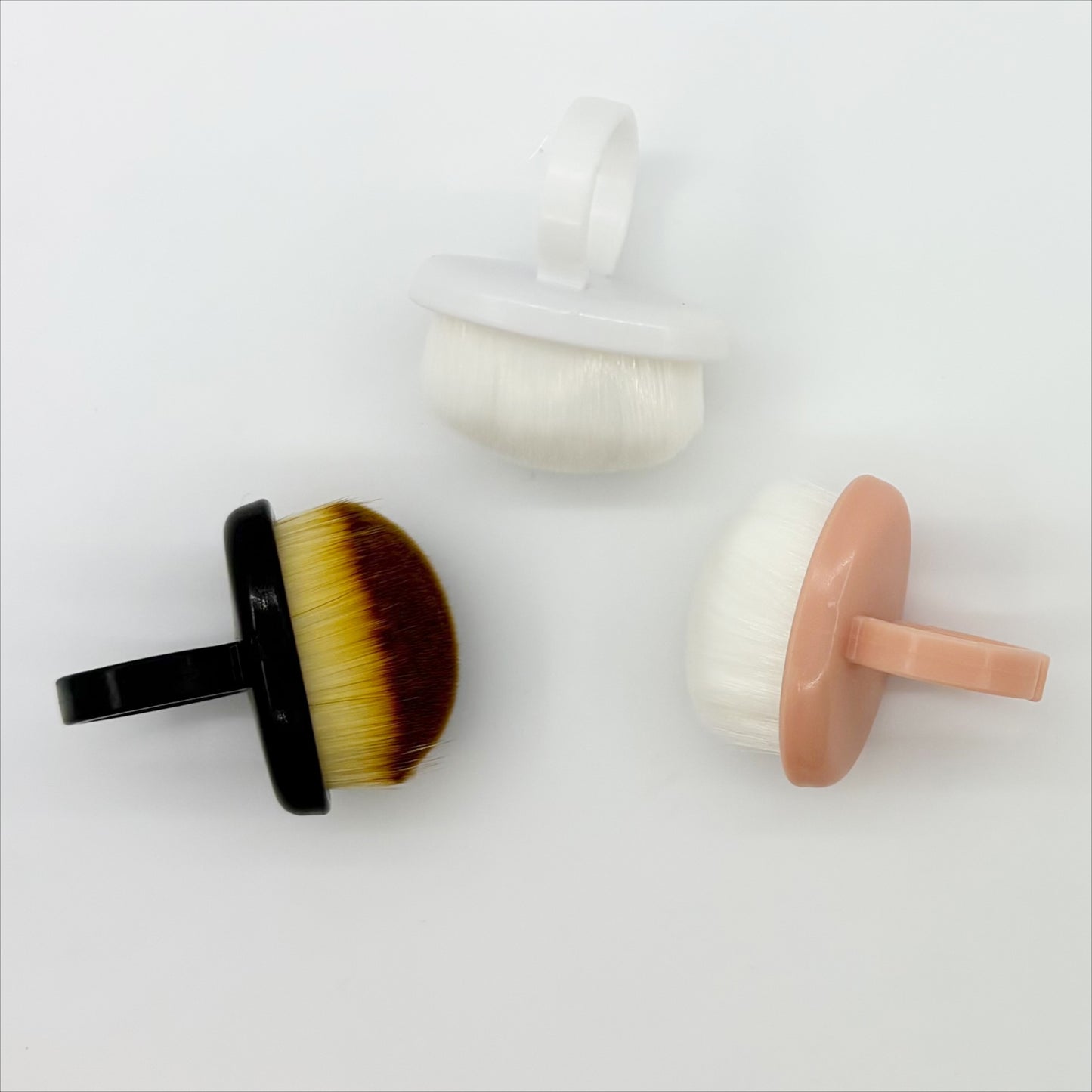
                  
                    Dust Brush Ring | Lula Beauty
                  
                