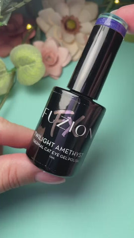 
                  
                    Load and play video in Gallery viewer, Twilight Amethyst | Cat Eye FX Gel Polish | Fuzion FX 15ml
                  
                